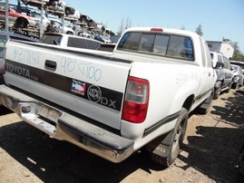 1995 TOYOTA T100 DX WHITE XTRA CAB 3.4L AT 4WD Z17848